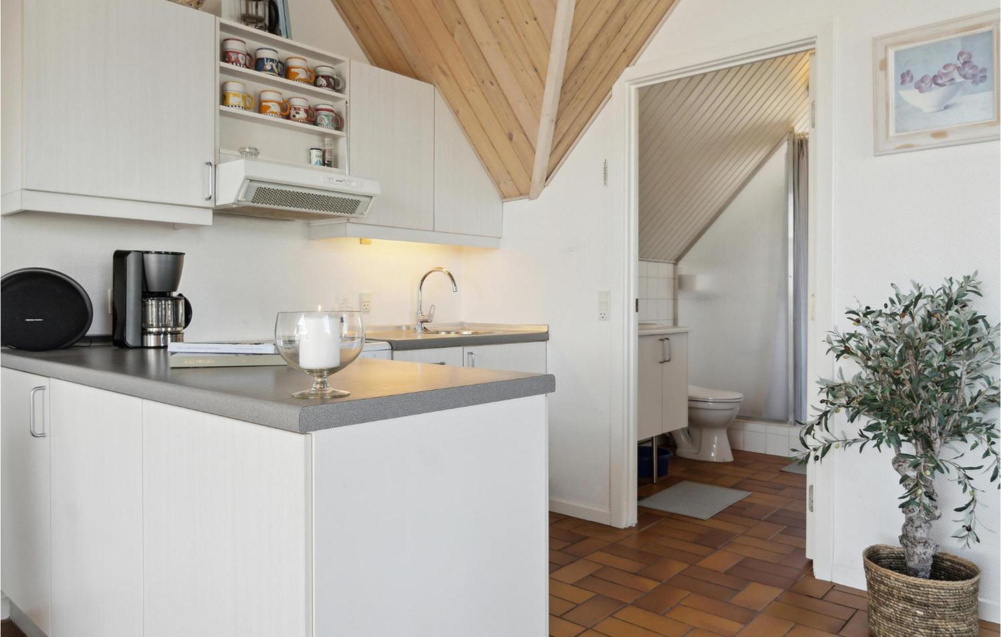 1 Bedroom Nice Apartment In Idestrup Boto By Екстер'єр фото